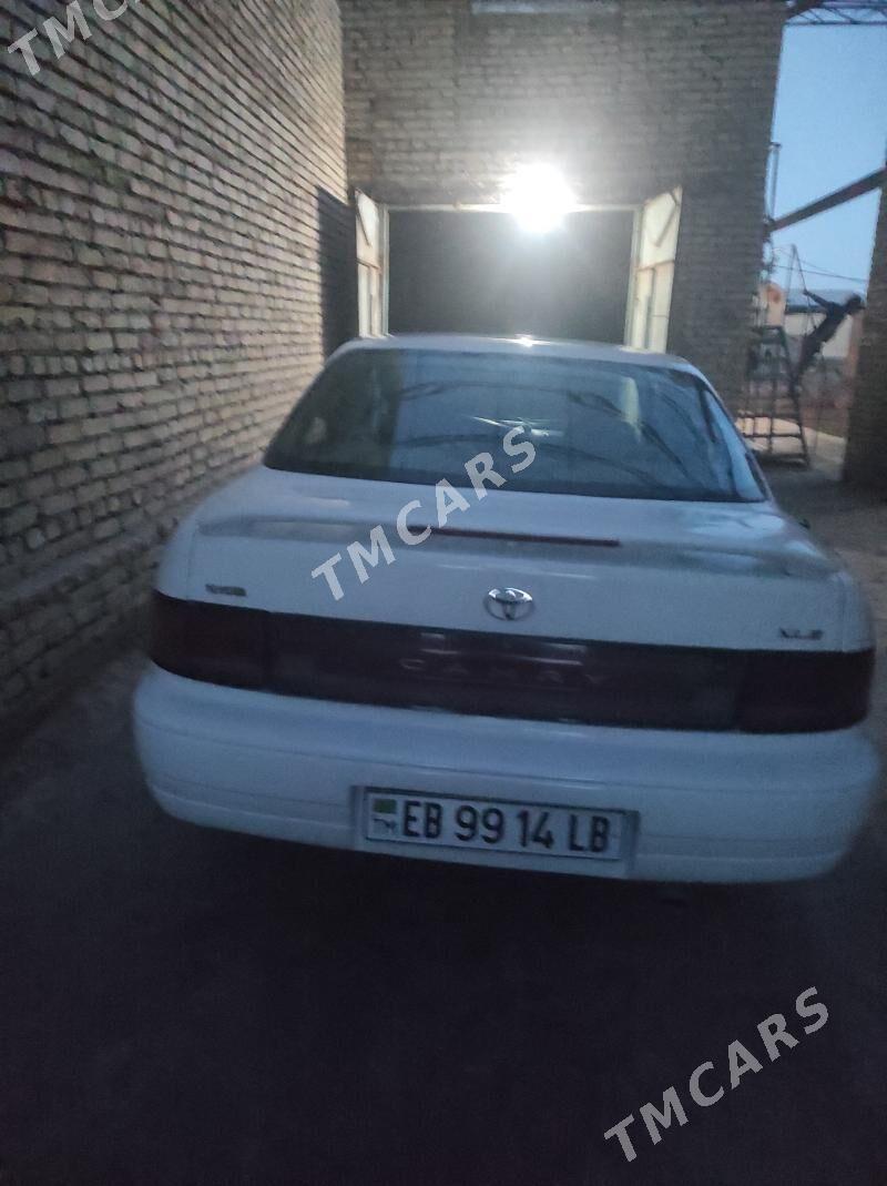 Toyota Camry 1994 - 80 000 TMT - Дянев - img 7