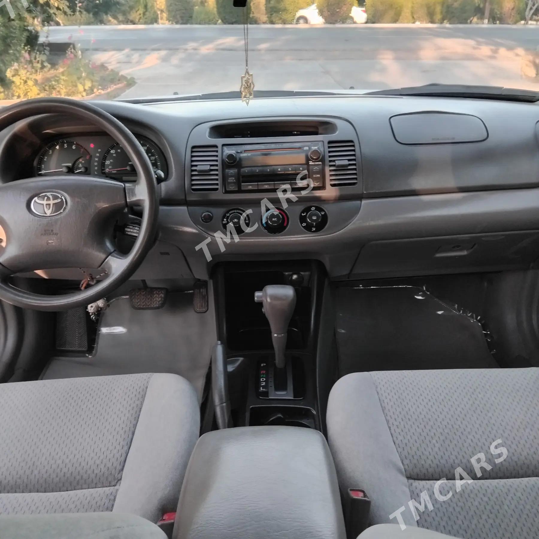 Toyota Camry 2003 - 165 000 TMT - Дашогуз - img 9