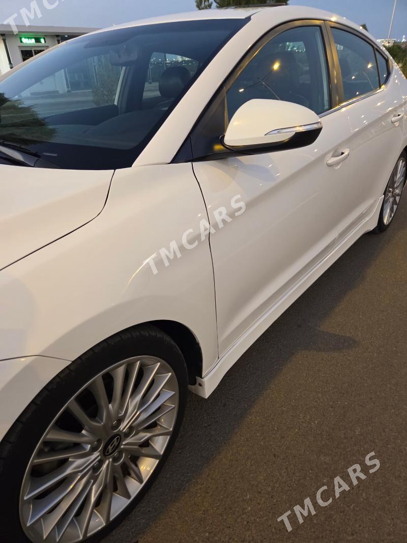 Hyundai Elantra 2017 - 180 000 TMT - Бедев - img 3