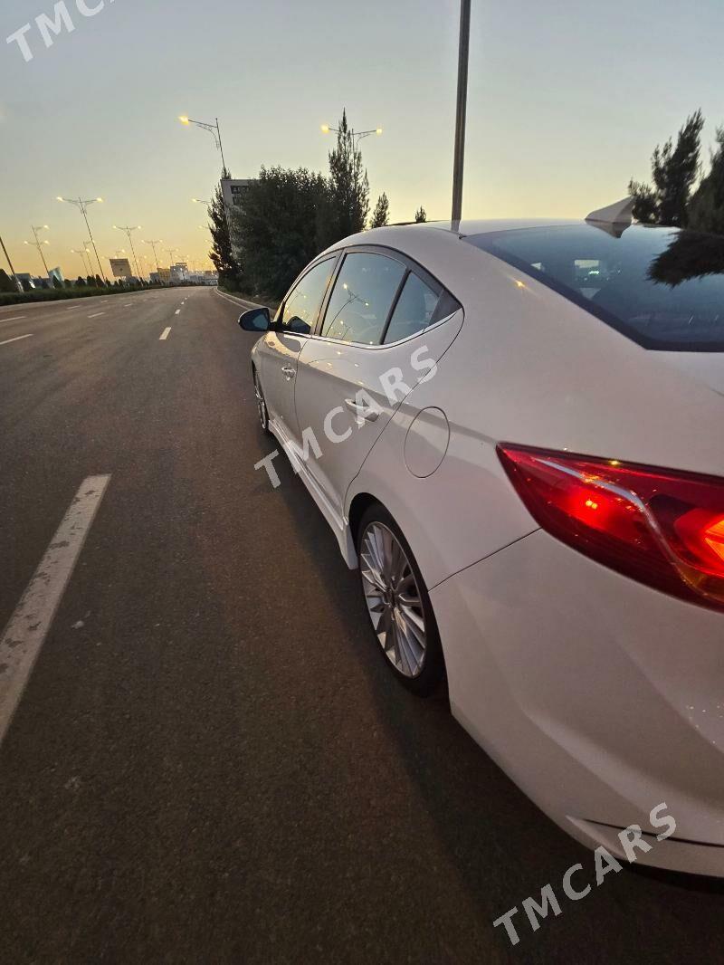 Hyundai Elantra 2017 - 180 000 TMT - Бедев - img 5