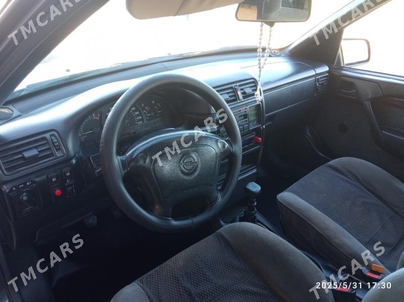 Opel Vectra 1995 - 45 000 TMT - етр. Туркменбаши - img 5