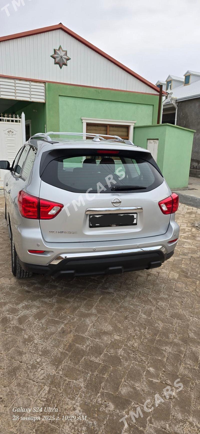 Nissan Pathfinder 2019 - 230 000 TMT - Байрамали - img 2