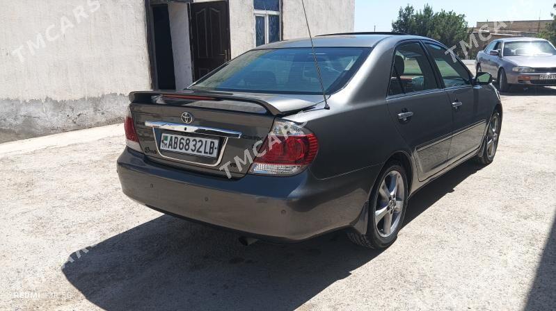 Toyota Camry 2005 - 165 000 TMT - Дянев - img 2