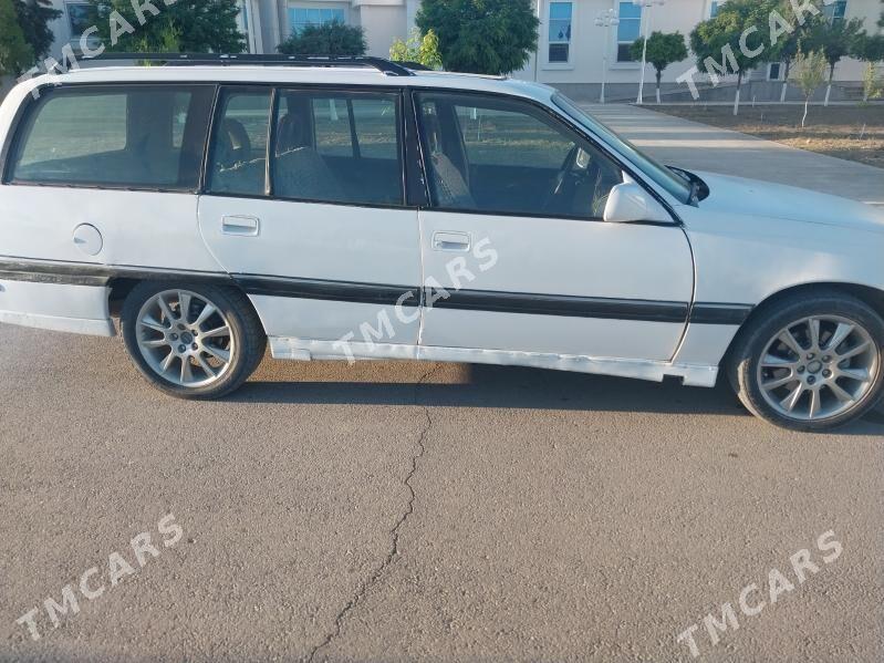 Opel Omega 1991 - 25 000 TMT - Бахарден - img 4