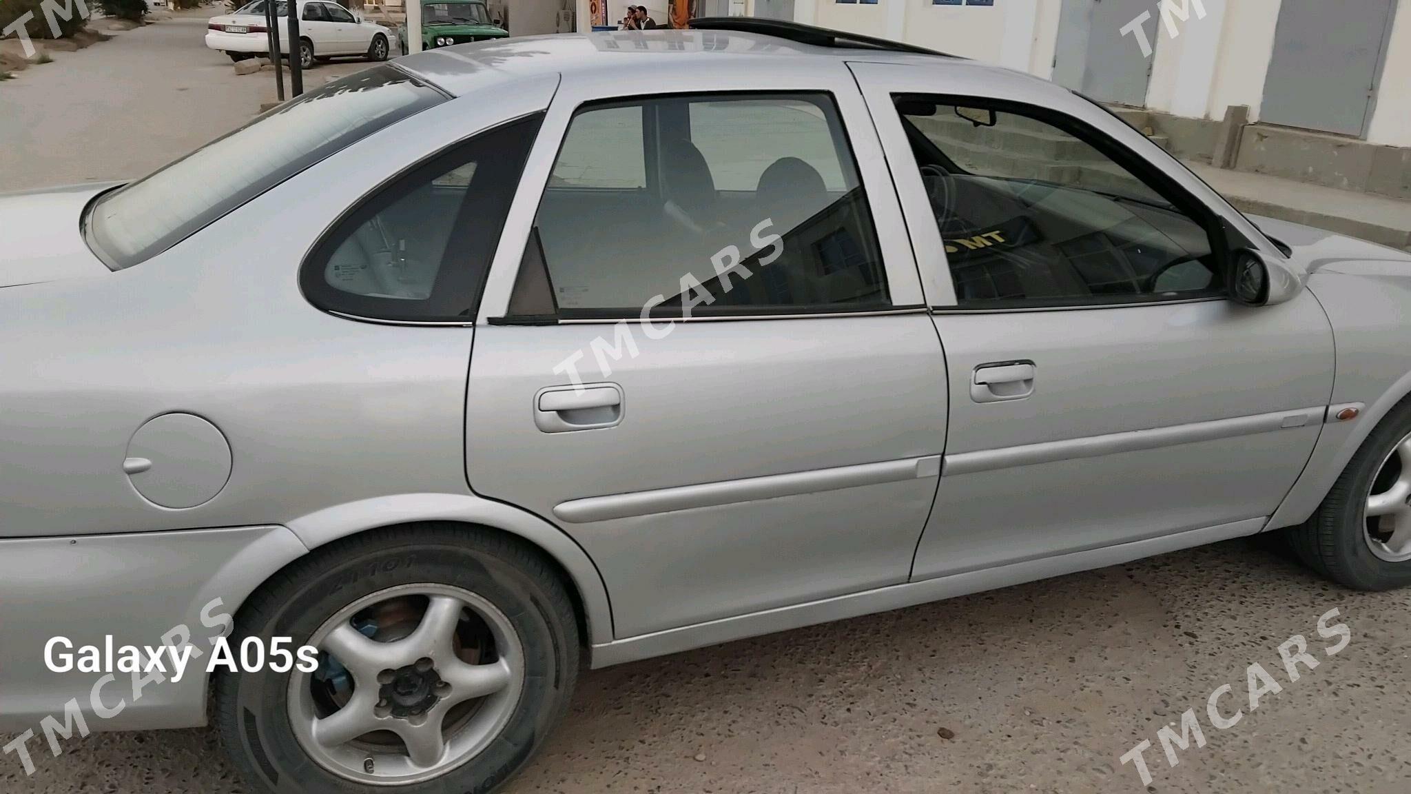 Opel Vectra 1998 - 58 000 TMT - Tejen - img 5