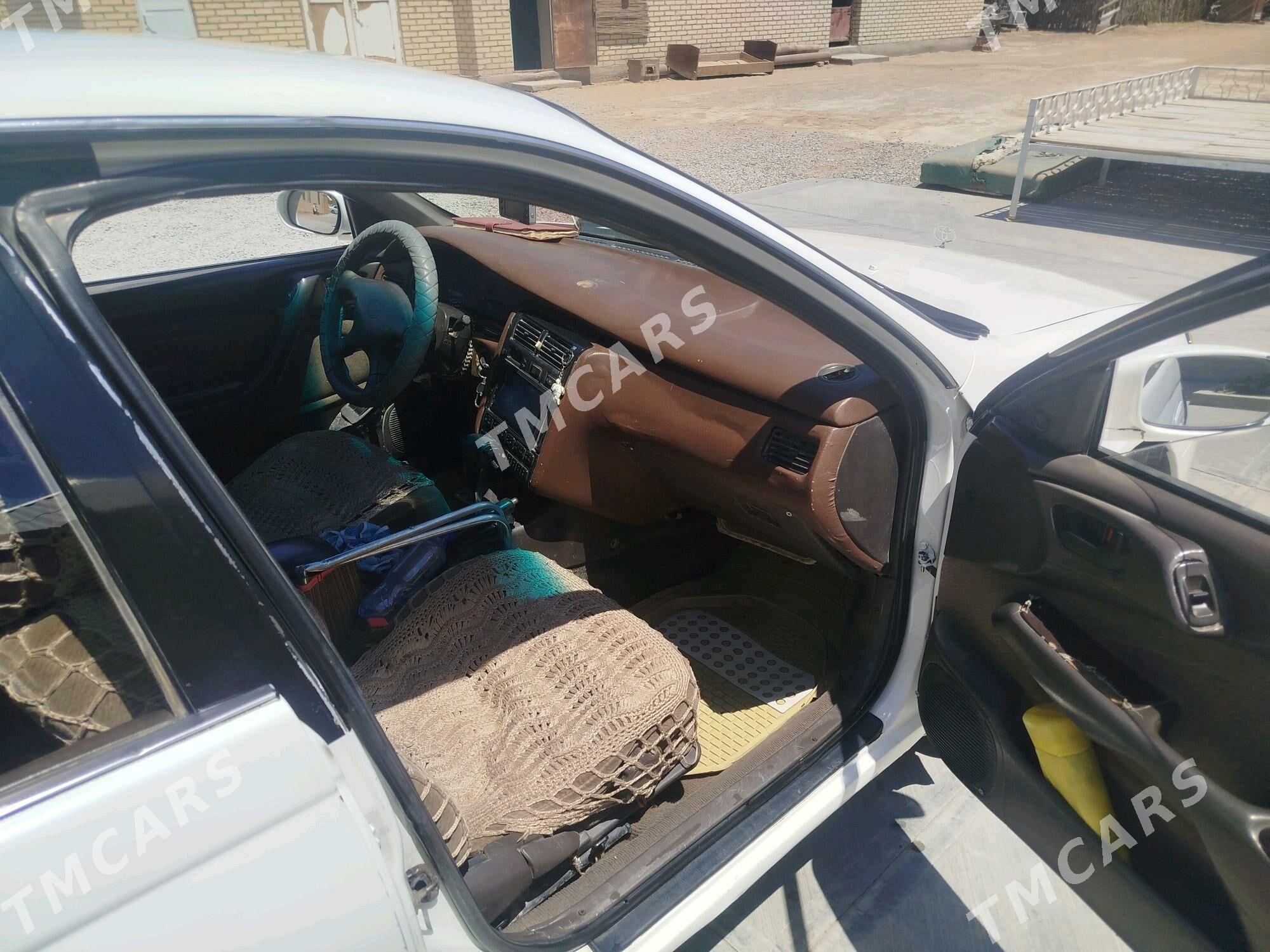 Toyota Corona 1993 - 55 000 TMT - Sakarçäge - img 2