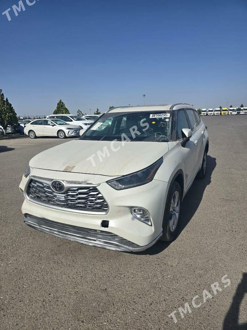 Toyota Highlander 2020 - 690 000 TMT - Гуртли - img 9