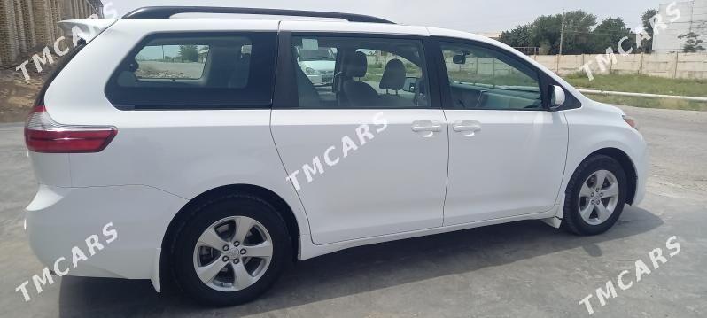 Toyota Sienna 2016 - 350 000 TMT - Байрамали - img 6