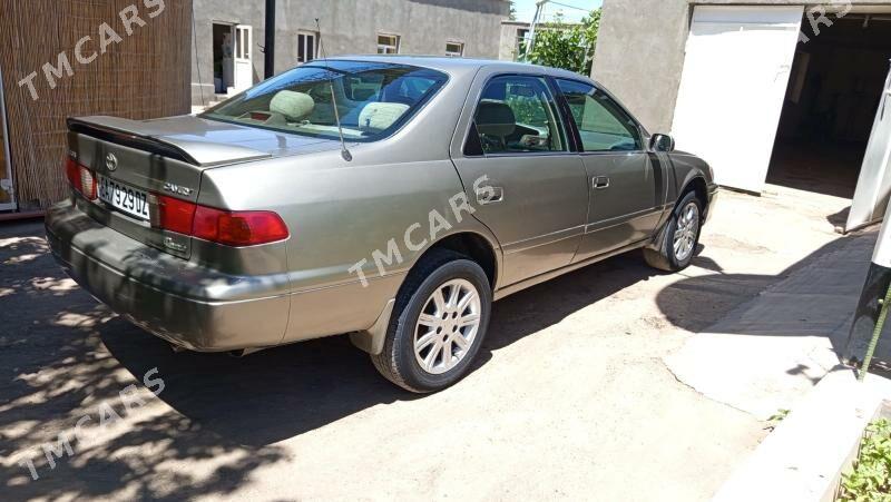 Toyota Camry 2001 - 125 000 TMT - Кёнеургенч - img 2