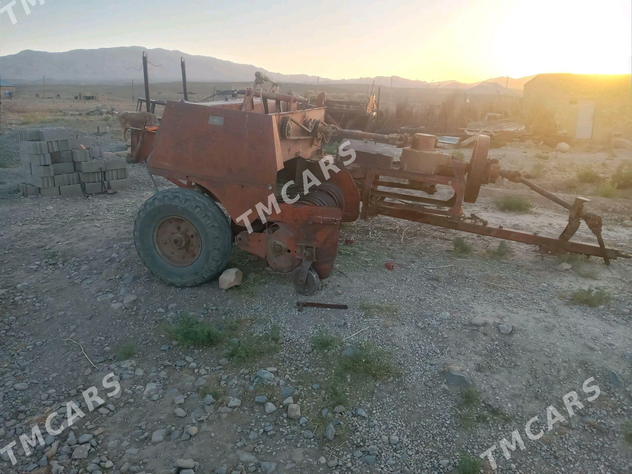 MTZ 82 1990 - 55 000 TMT - Гызыларбат - img 3