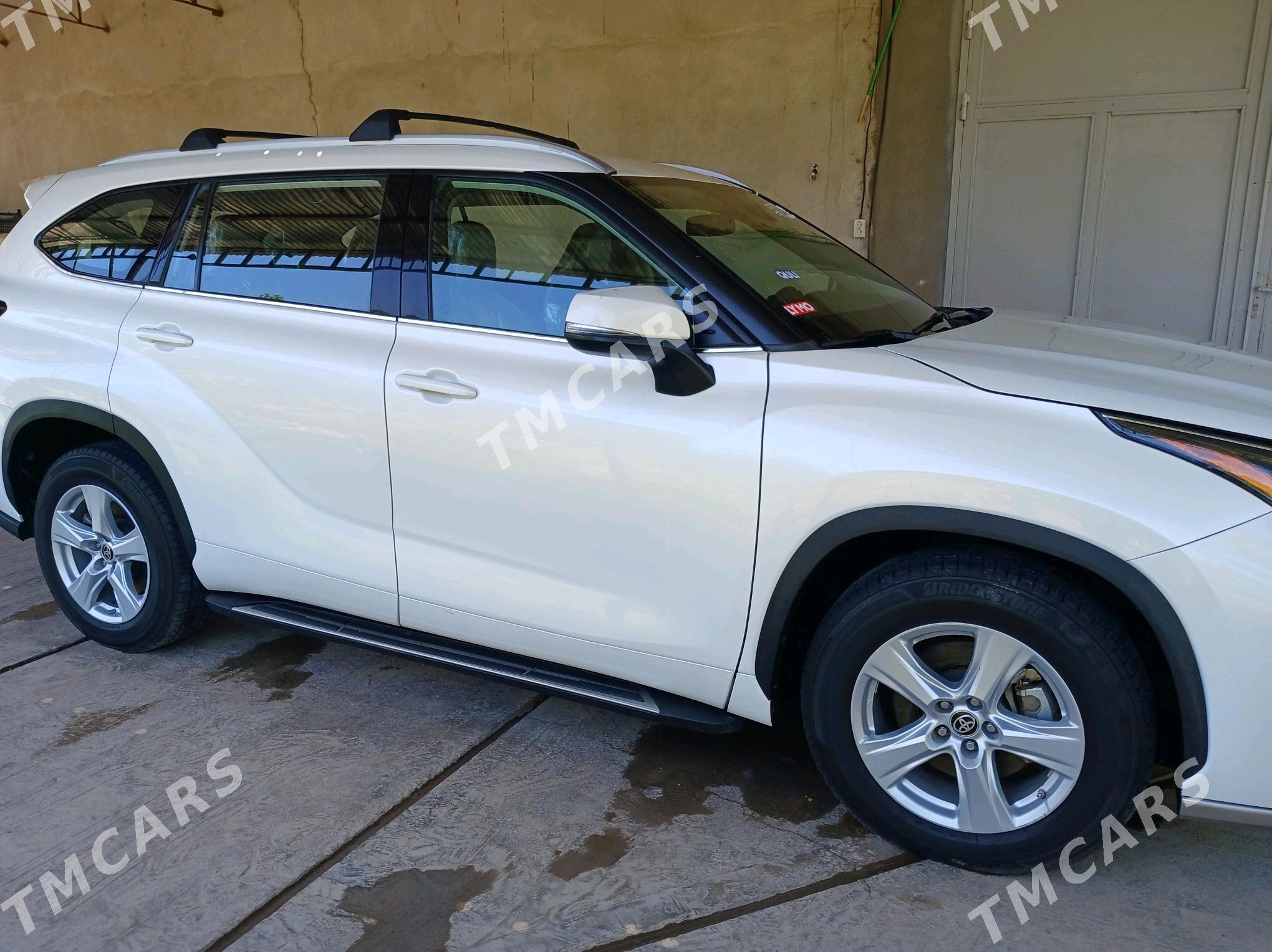 Toyota Highlander 2021 - 550 000 TMT - Köneürgenç - img 5