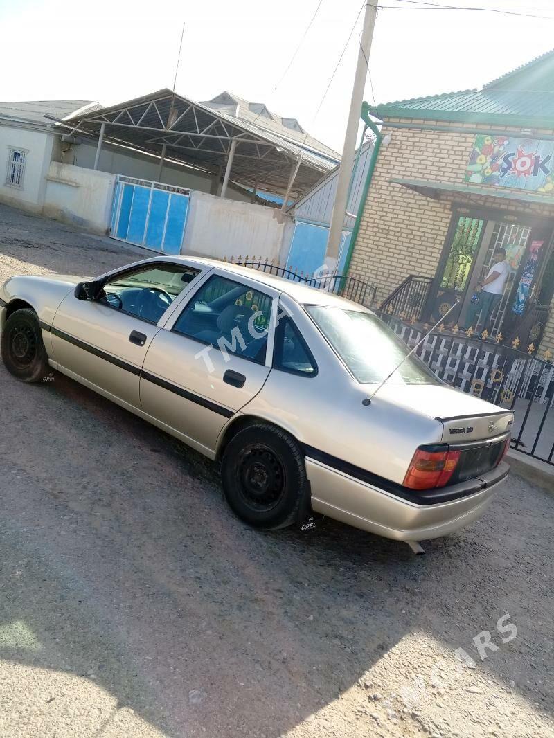 Opel Vectra 1993 - 36 000 TMT - Серахс - img 2