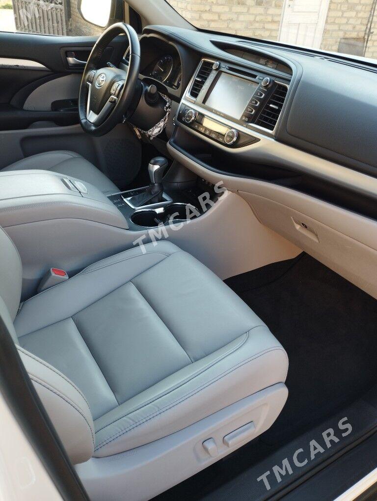 Toyota Highlander 2019 - 500 000 TMT - Aşgabat - img 5