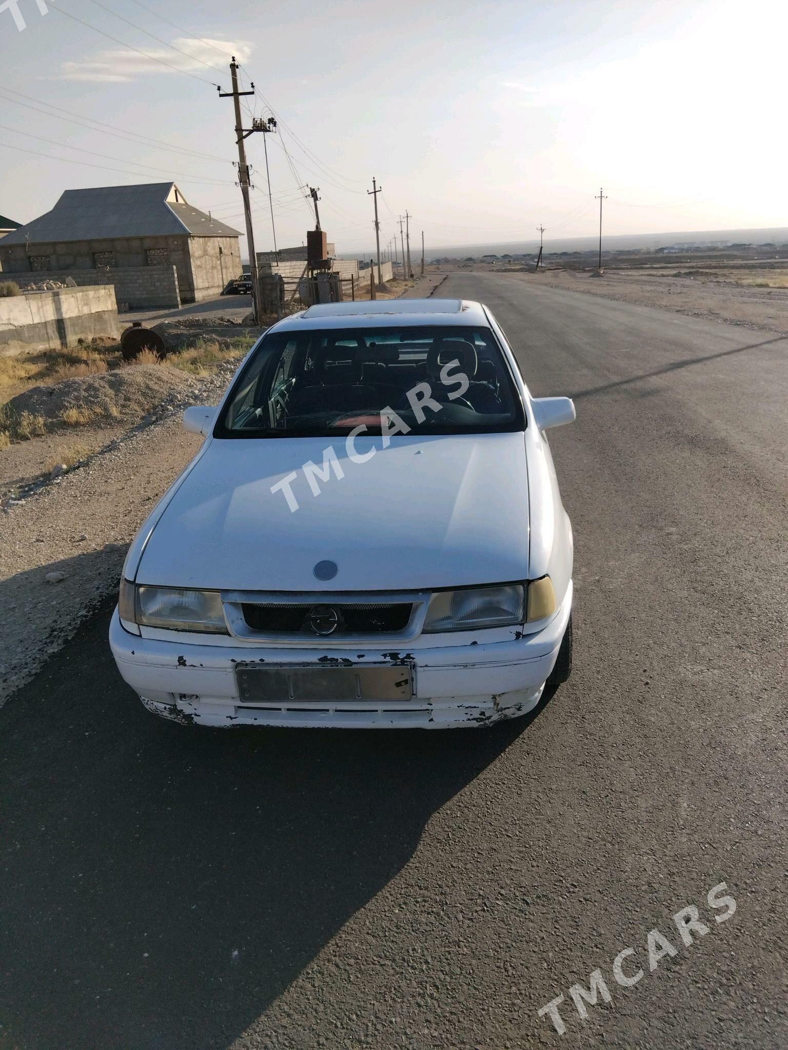 Opel Vectra 1992 - 20 000 TMT - Balkanabat - img 1