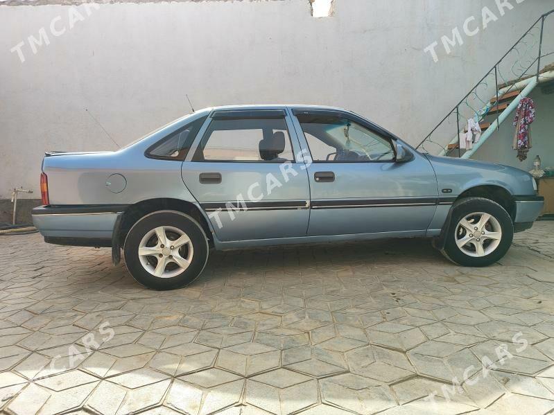 Opel Vectra 1990 - 29 000 TMT - Керки - img 3