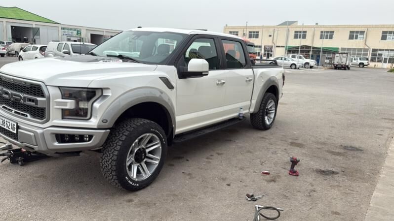Ford F-150 2019 - 1 070 000 TMT - Aşgabat - img 9