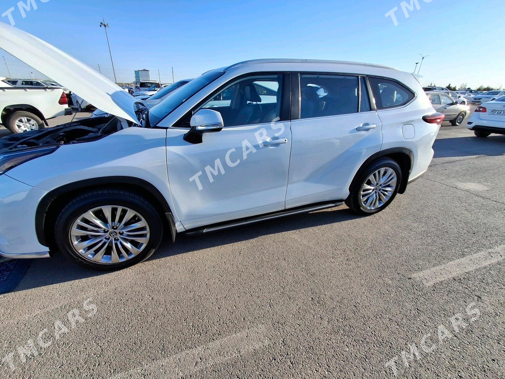 Toyota Highlander 2020 - 492 000 TMT - Ашхабад - img 2