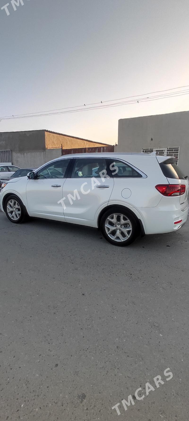 Kia Sorento 2019 - 350 000 TMT - Aşgabat - img 6