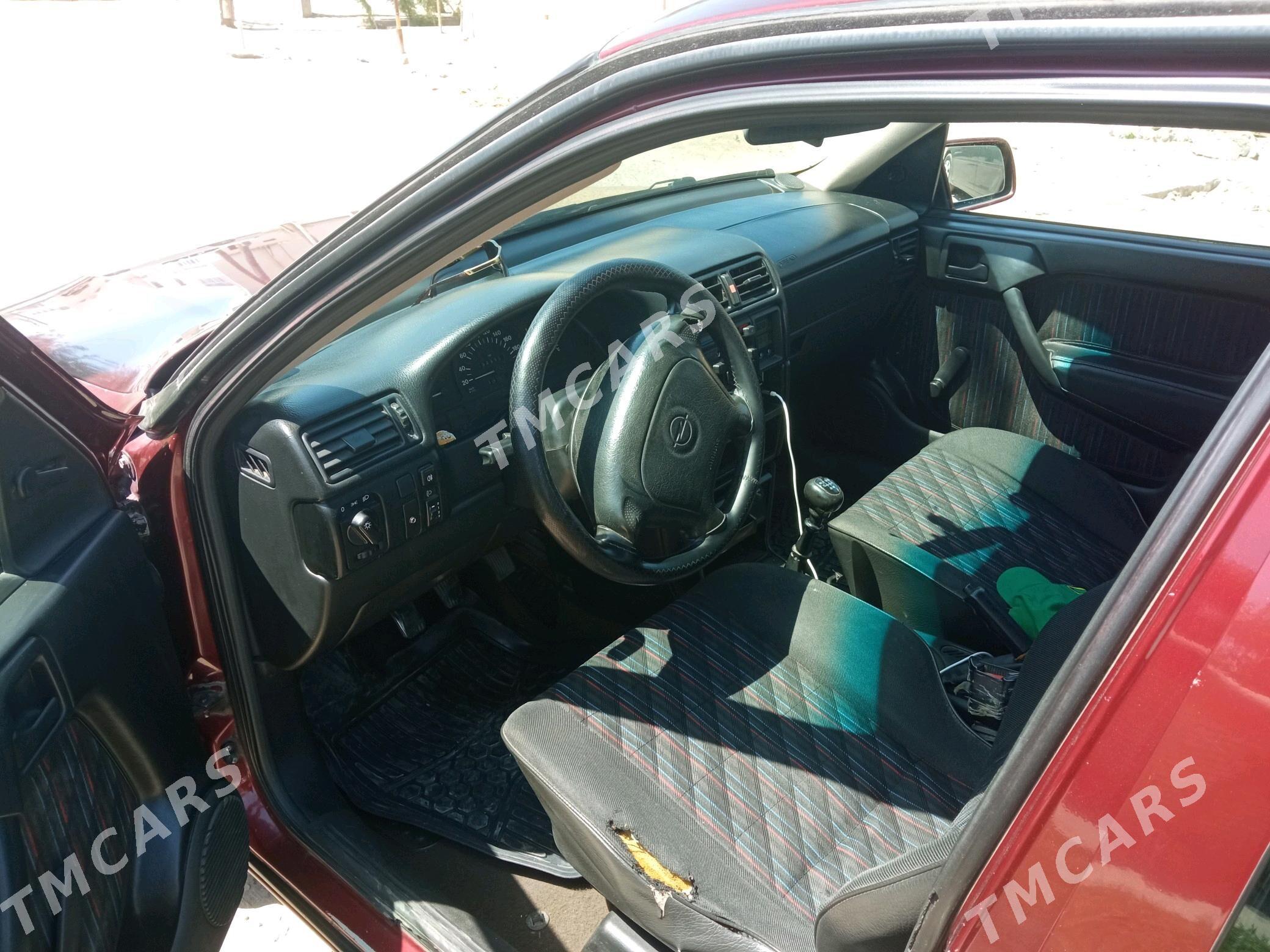 Opel Vectra 1994 - 36 000 TMT - Туркменабат - img 5