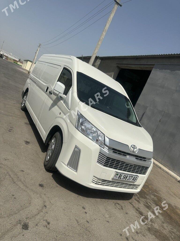 Toyota Hiace 2021 - 500 000 TMT - Бекреве - img 6