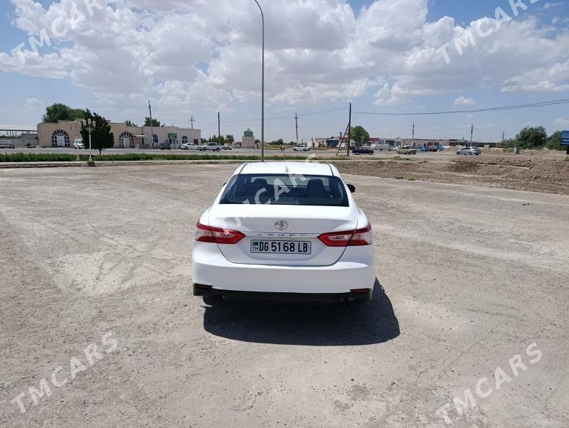 Toyota Camry 2020 - 315 000 TMT - Дянев - img 4