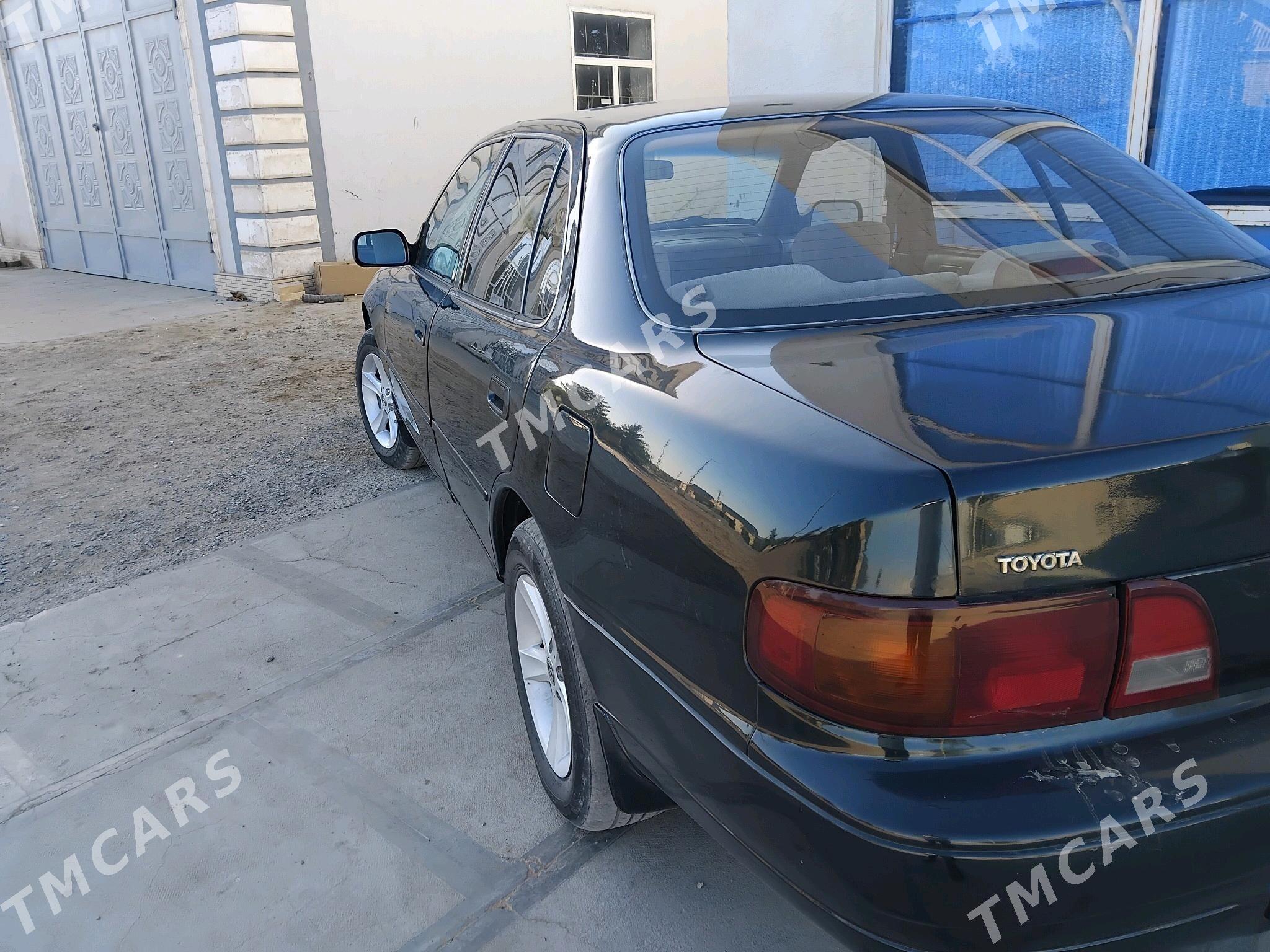 Toyota Camry 1995 - 82 000 TMT - Сакарчага - img 2
