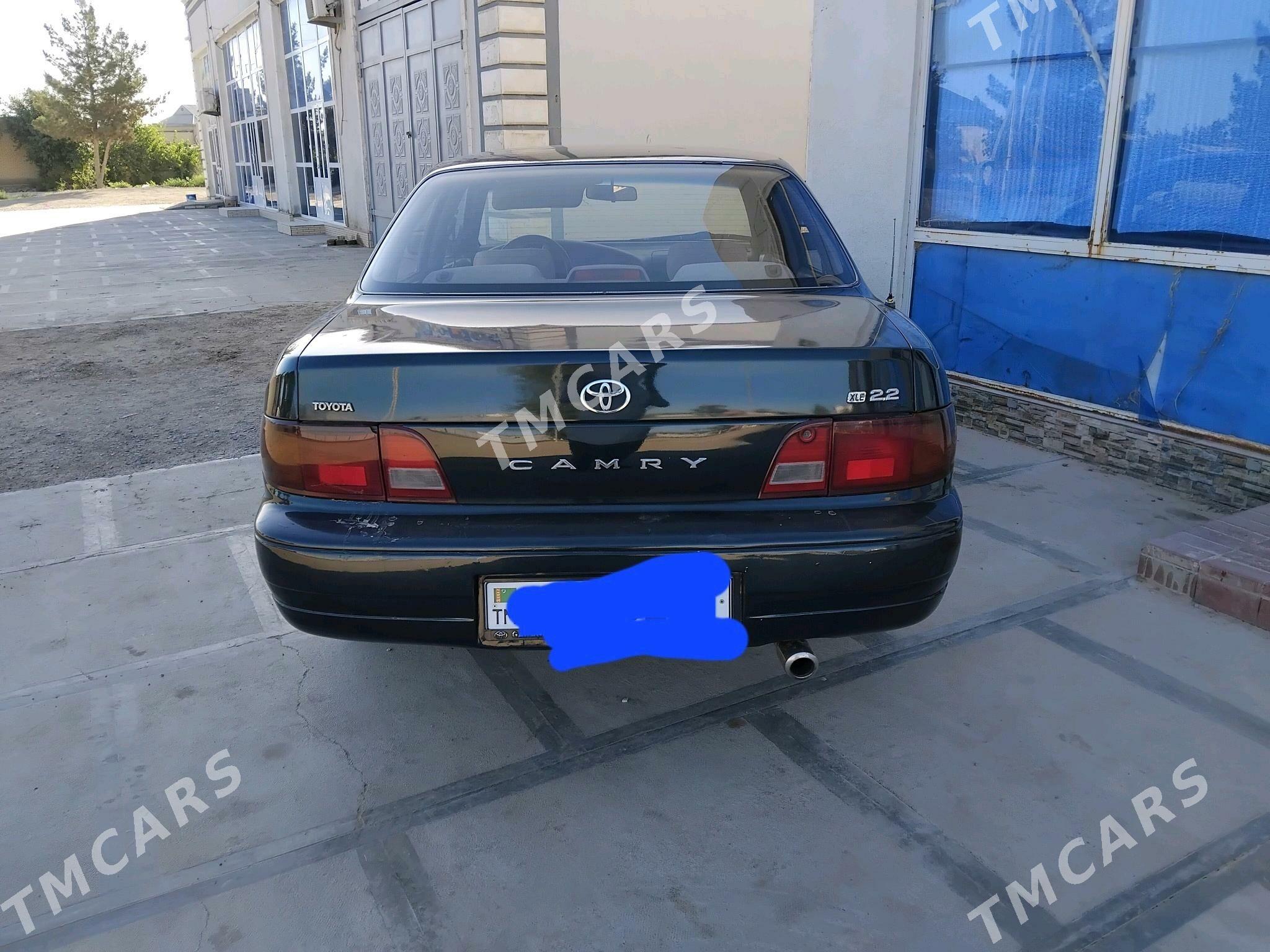 Toyota Camry 1995 - 82 000 TMT - Сакарчага - img 1
