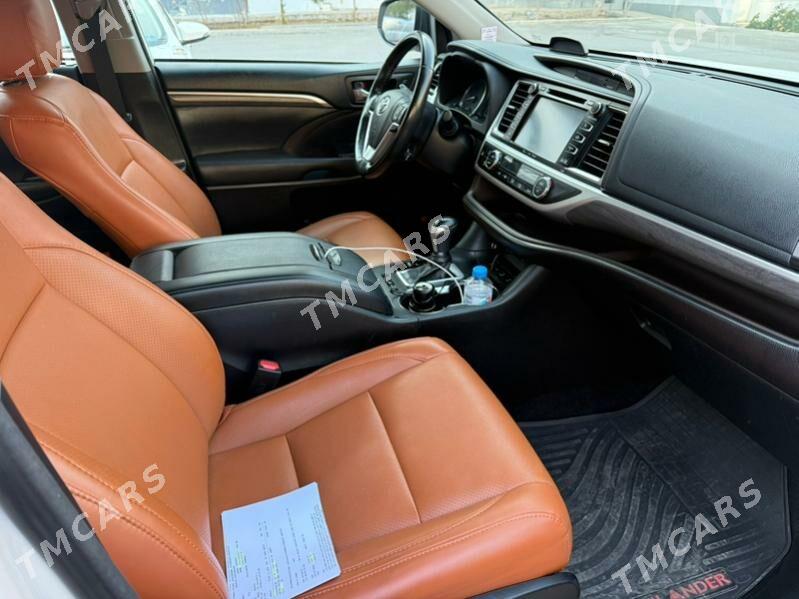 Toyota Highlander 2019 - 535 000 TMT - Мир 2 - img 5