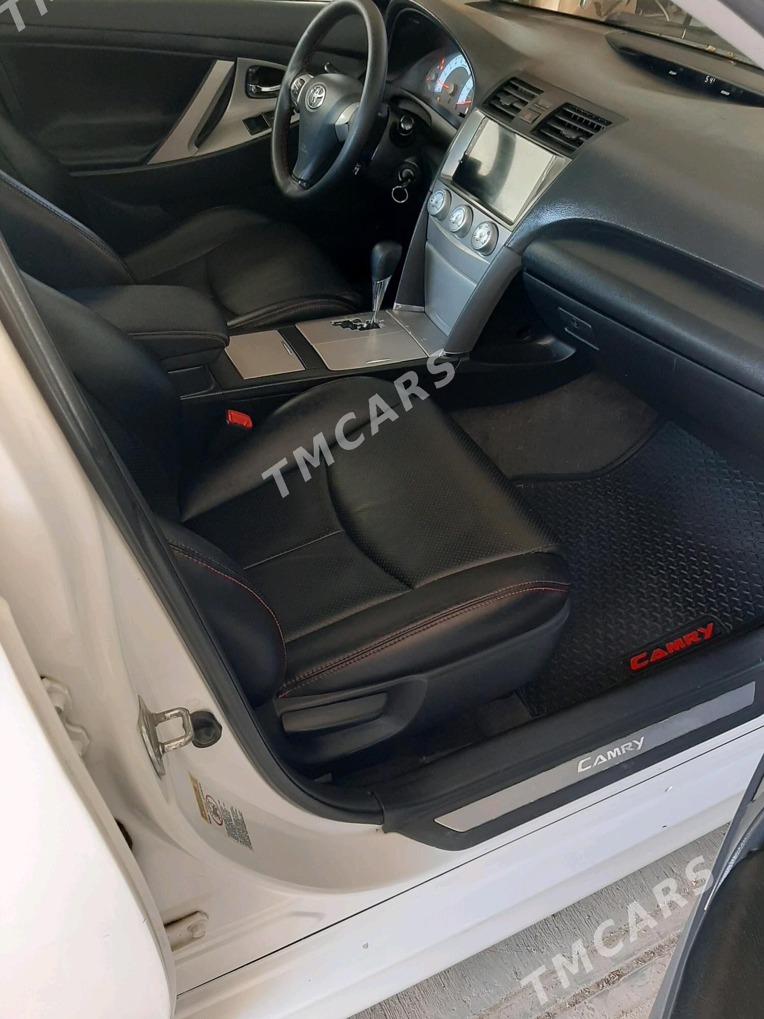 Toyota Camry 2010 - 175 000 TMT - Бахарден - img 7