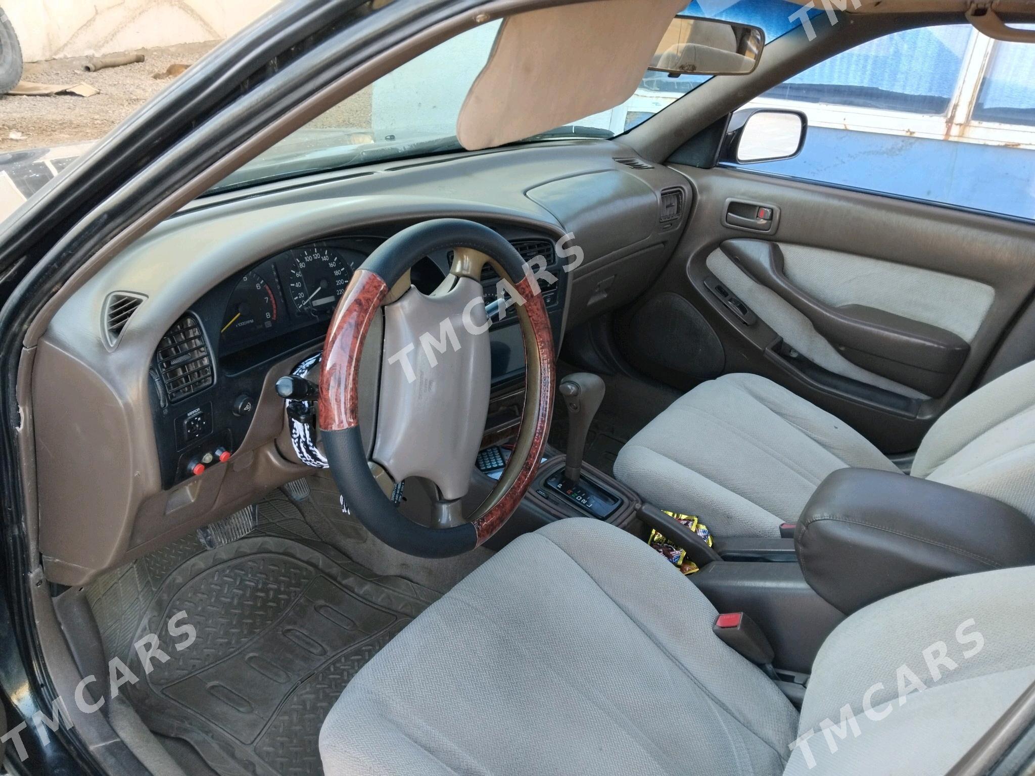 Toyota Camry 1995 - 82 000 TMT - Сакарчага - img 4