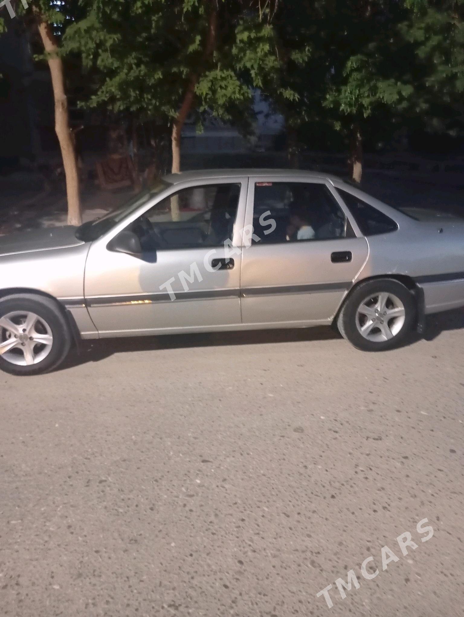 Opel Vectra 1992 - 36 000 TMT - Мары - img 3