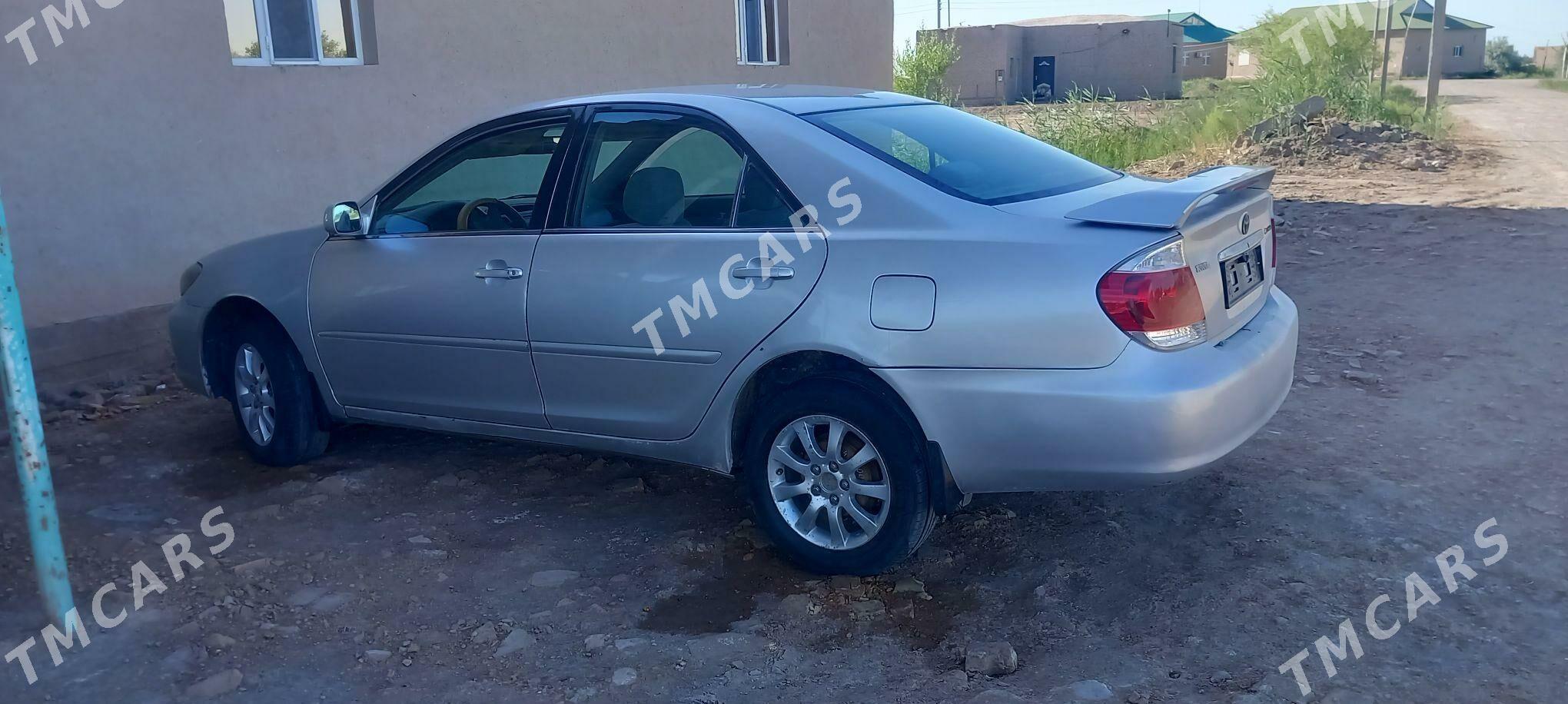 Toyota Camry 2002 - 120 000 TMT - Köneürgenç - img 4