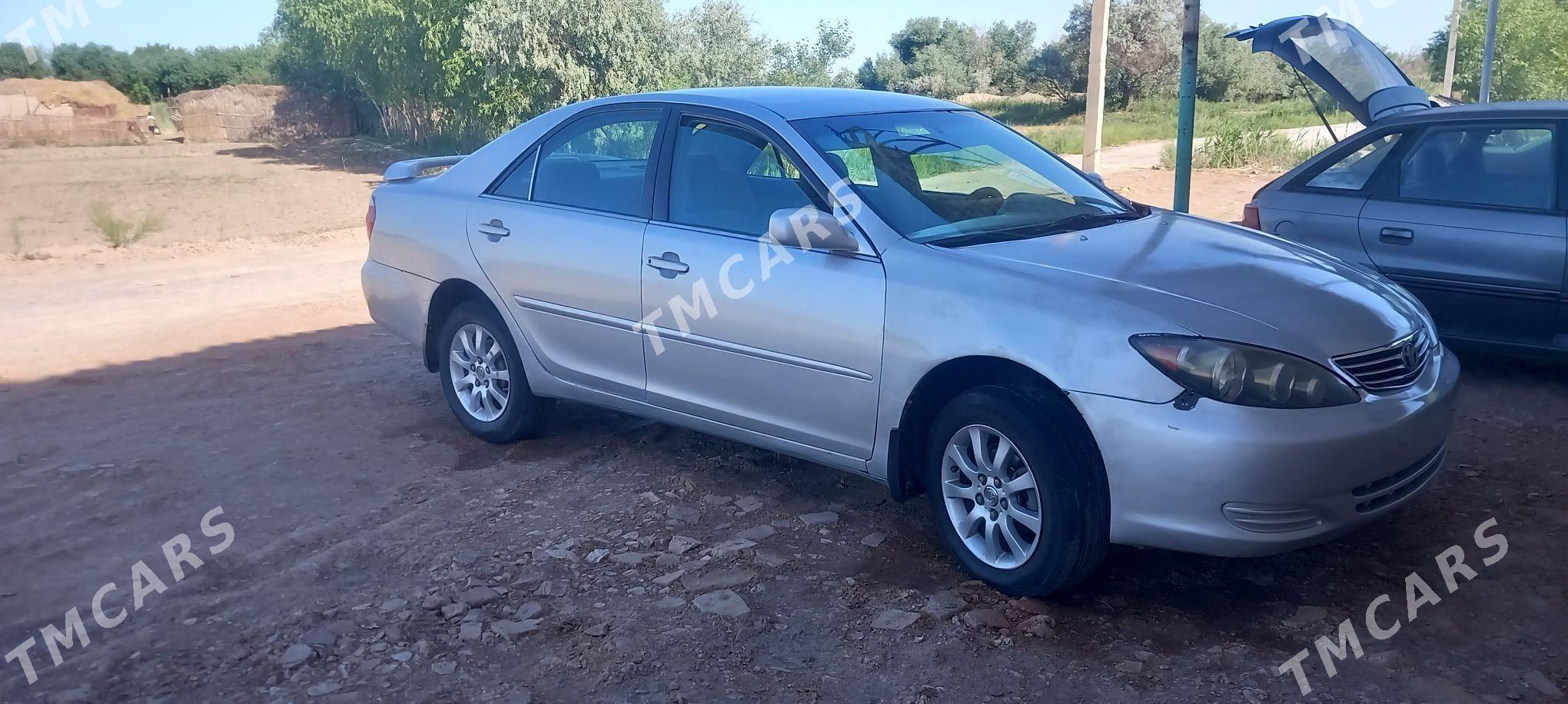 Toyota Camry 2002 - 120 000 TMT - Köneürgenç - img 2