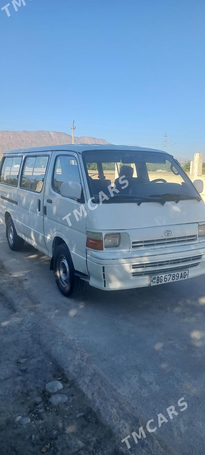 Toyota Hiace 1996 - 100 000 TMT - Бузмеин - img 6