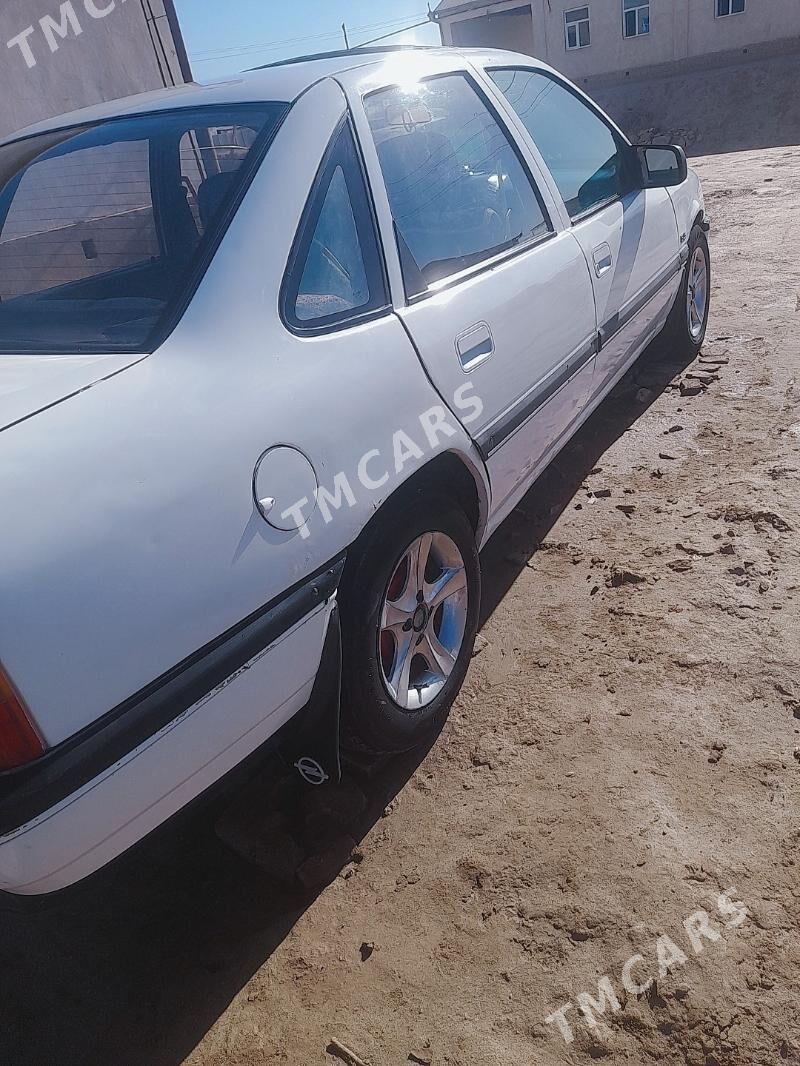 Opel Vectra 1990 - 33 000 TMT - Керки - img 6
