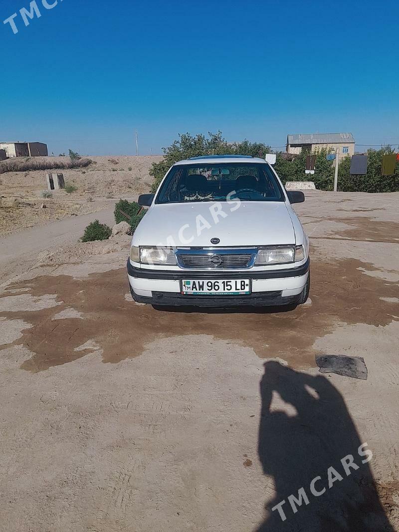 Opel Vectra 1990 - 33 000 TMT - Керки - img 8
