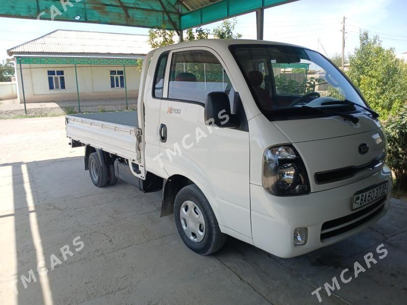Kia Bongo 2013 - 170 000 TMT - Дашогуз - img 2