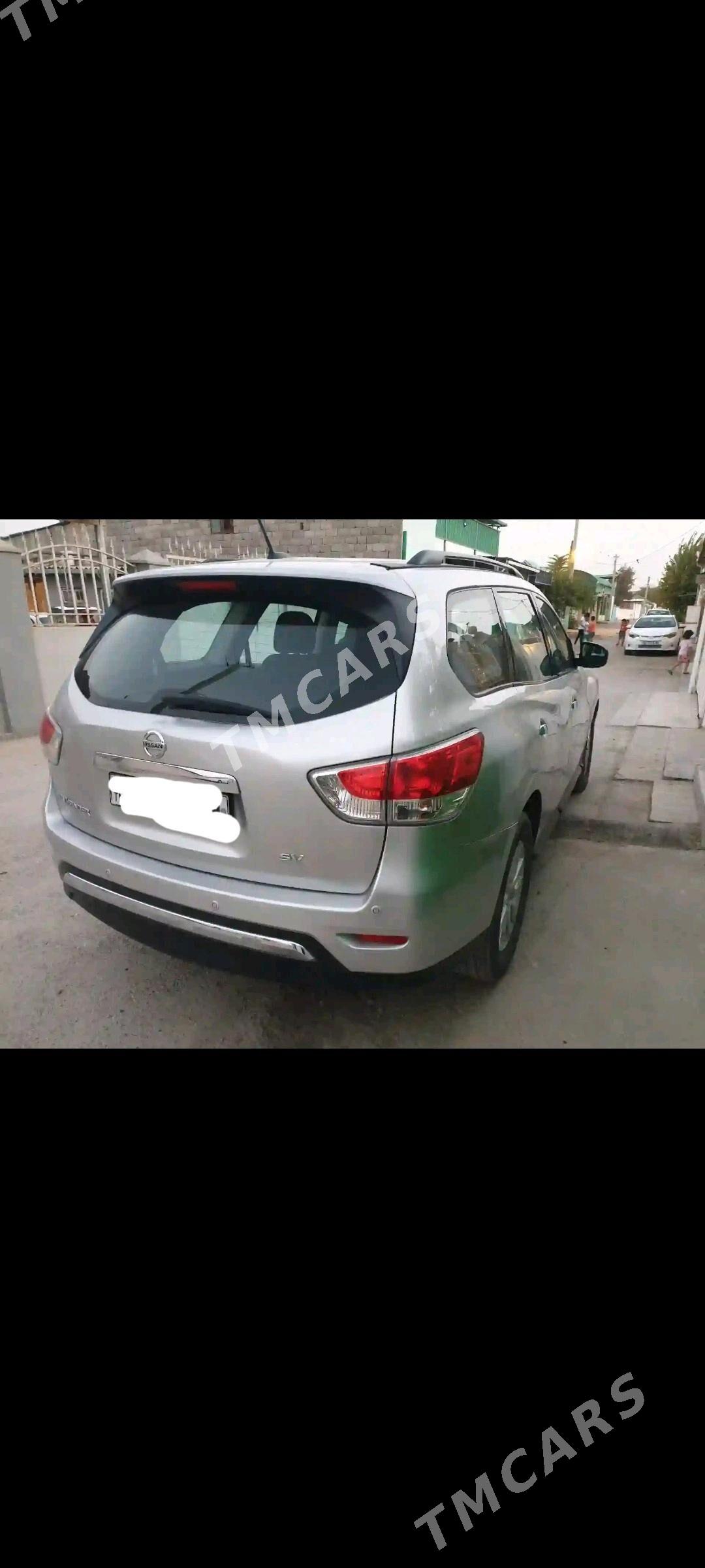 Nissan Pathfinder 2013 - 200 000 TMT - Aşgabat - img 3