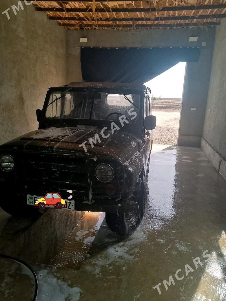 UAZ 469 1998 - 12 000 TMT - Кёнеургенч - img 3