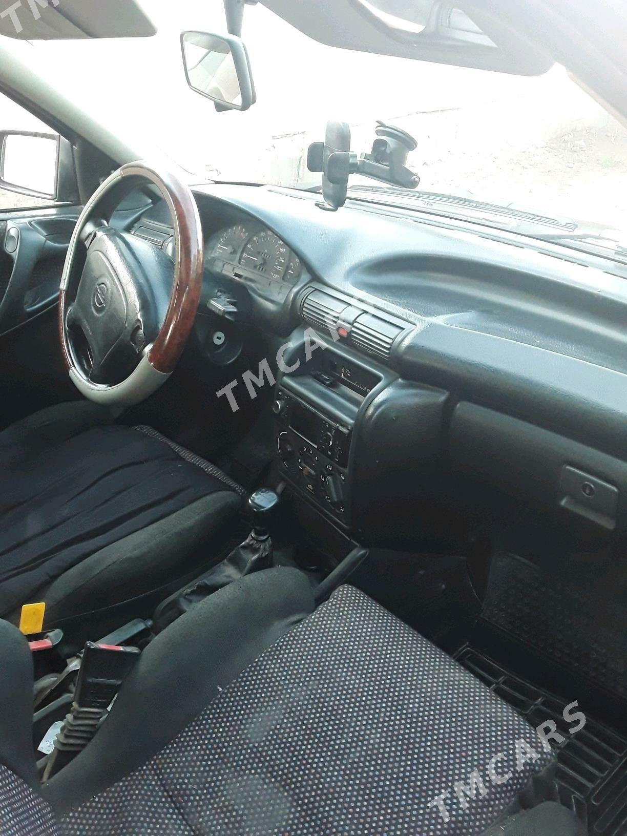 Opel Astra 1992 - 30 000 TMT - Köneürgenç - img 5