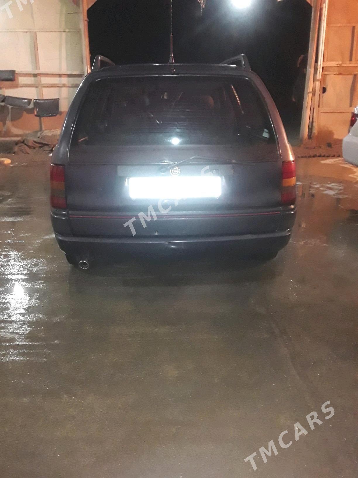Opel Astra 1992 - 30 000 TMT - Köneürgenç - img 4