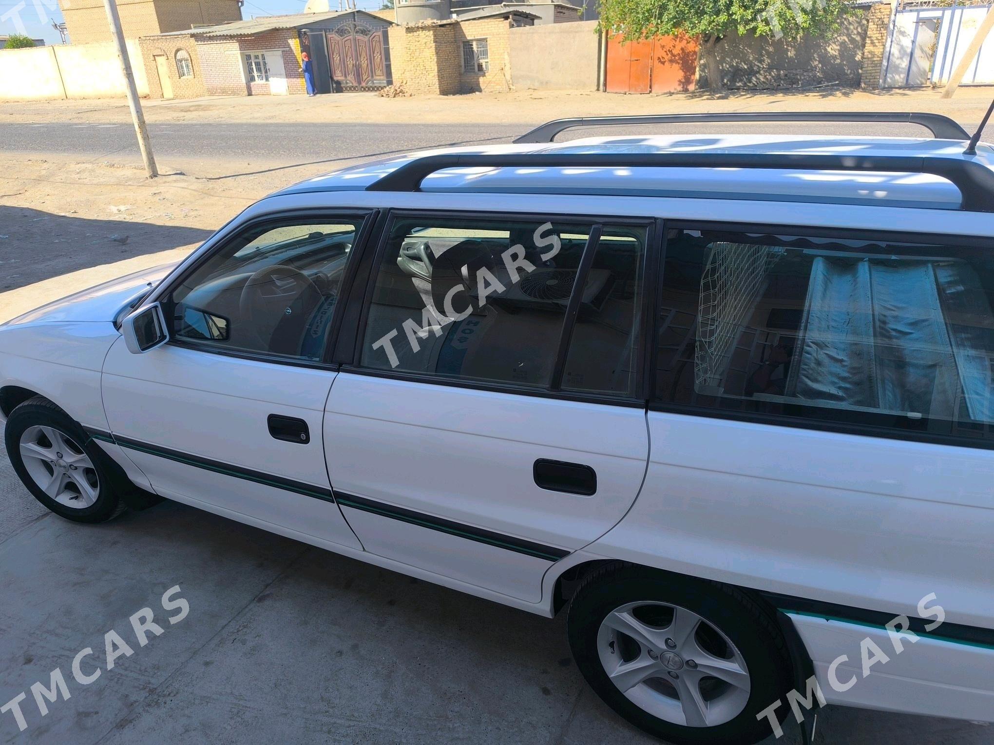 Opel Astra 1992 - 38 000 TMT - Мары - img 6