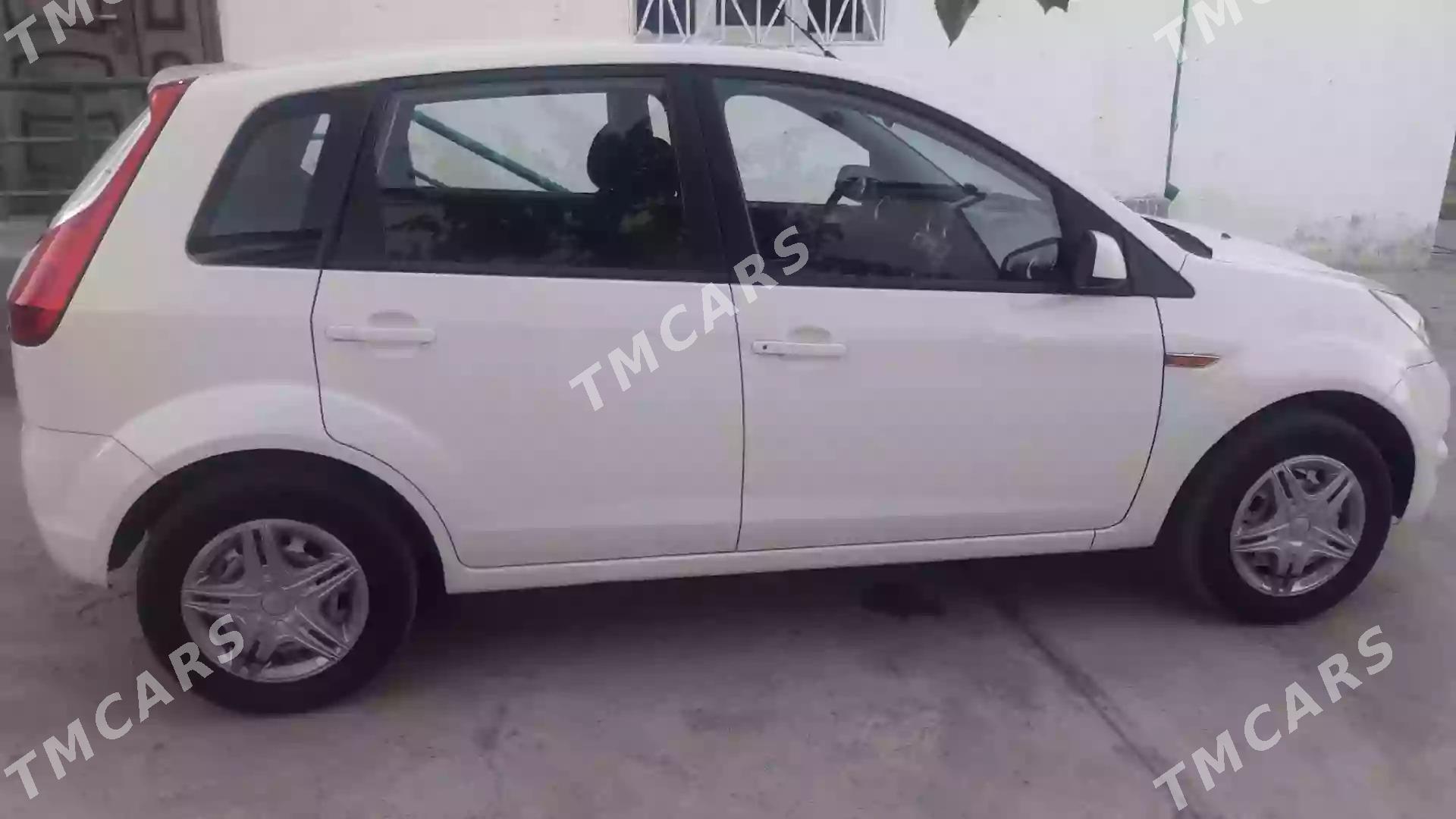 Ford Figo 2012 - 80 000 TMT - Анев - img 2