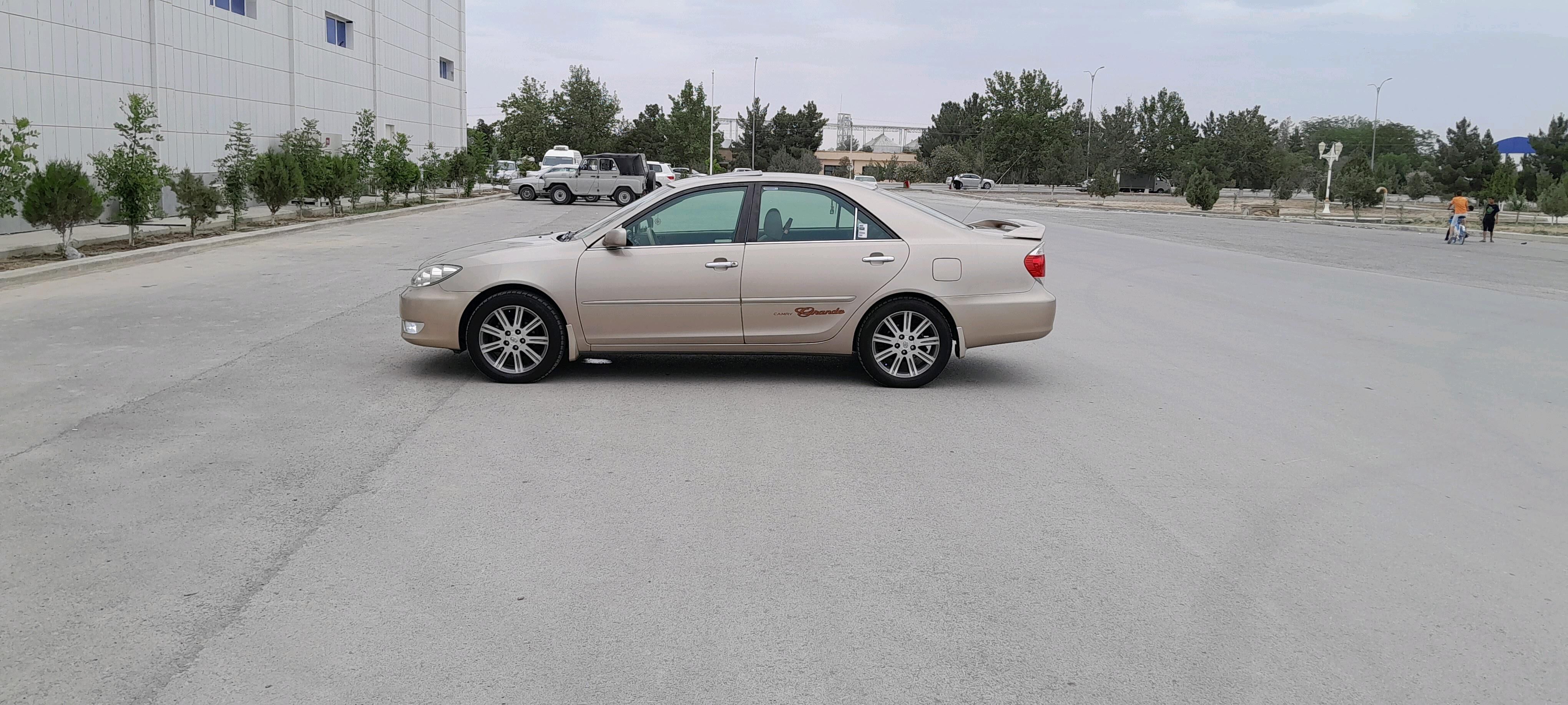 Toyota Camry 2003 - 185 000 TMT - Гёкдепе - img 8