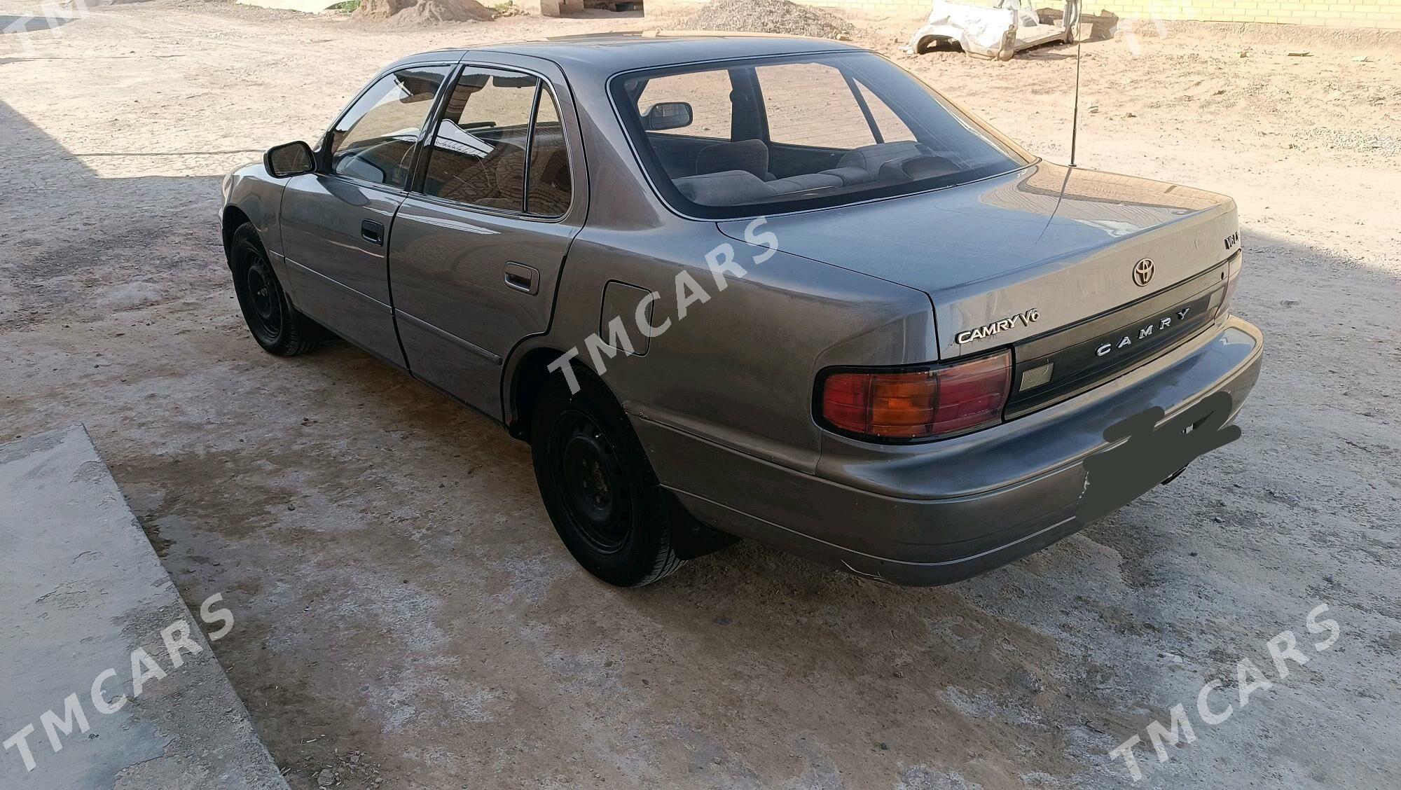 Toyota Camry 1992 - 85 000 TMT - Мары - img 8