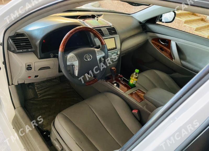Toyota Camry 2010 - 230 000 TMT - Туркменабат - img 2