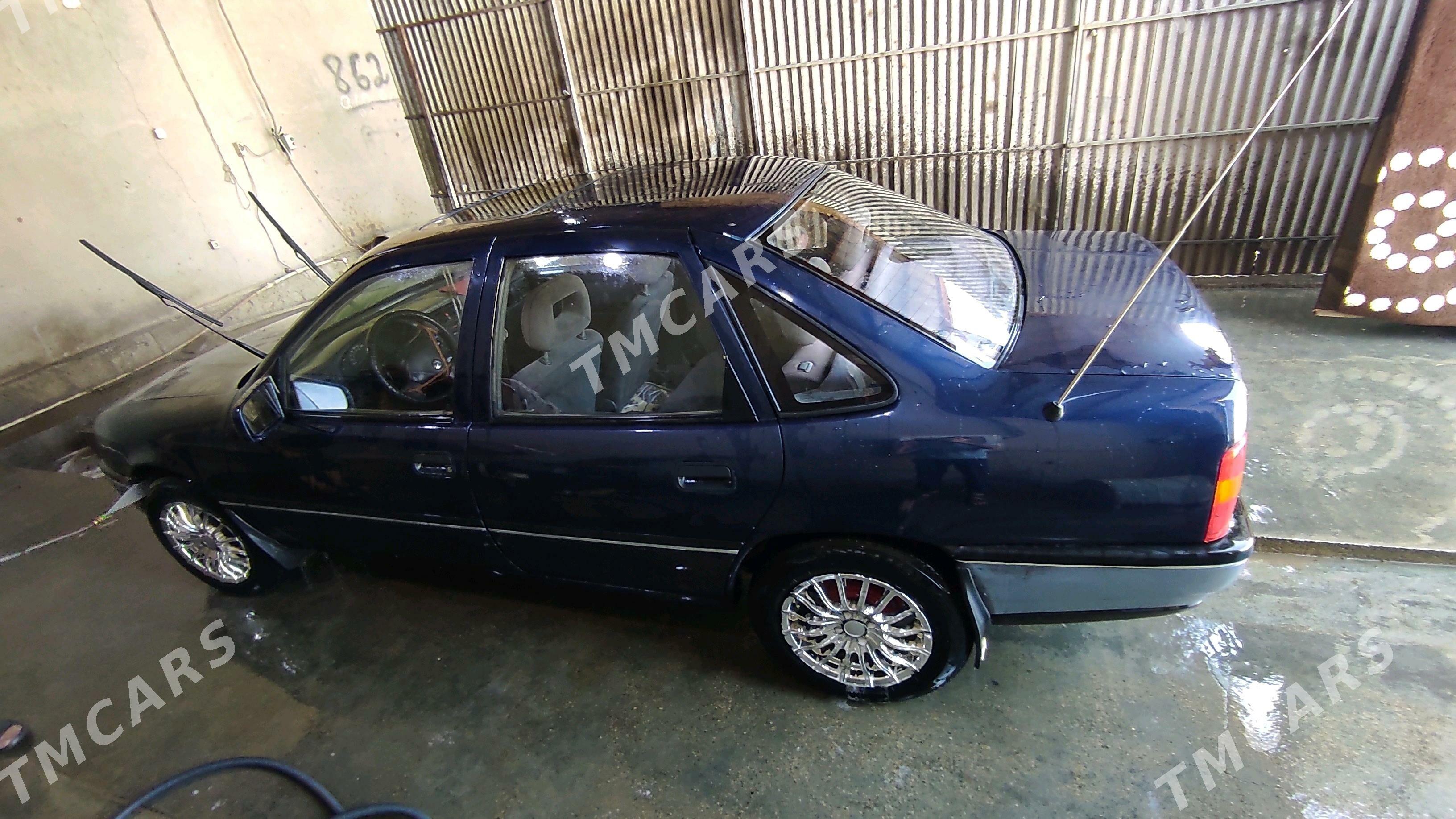 Opel Vectra 1990 - 32 000 TMT - Sakarçäge - img 5