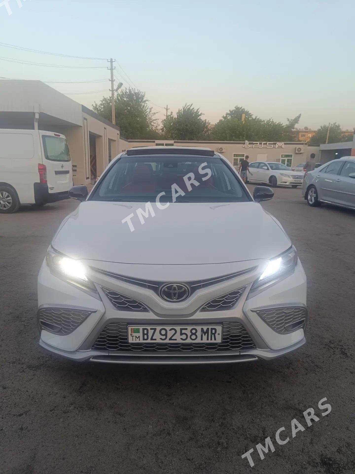 Toyota Camry 2022 - 375 000 TMT - Мары - img 3