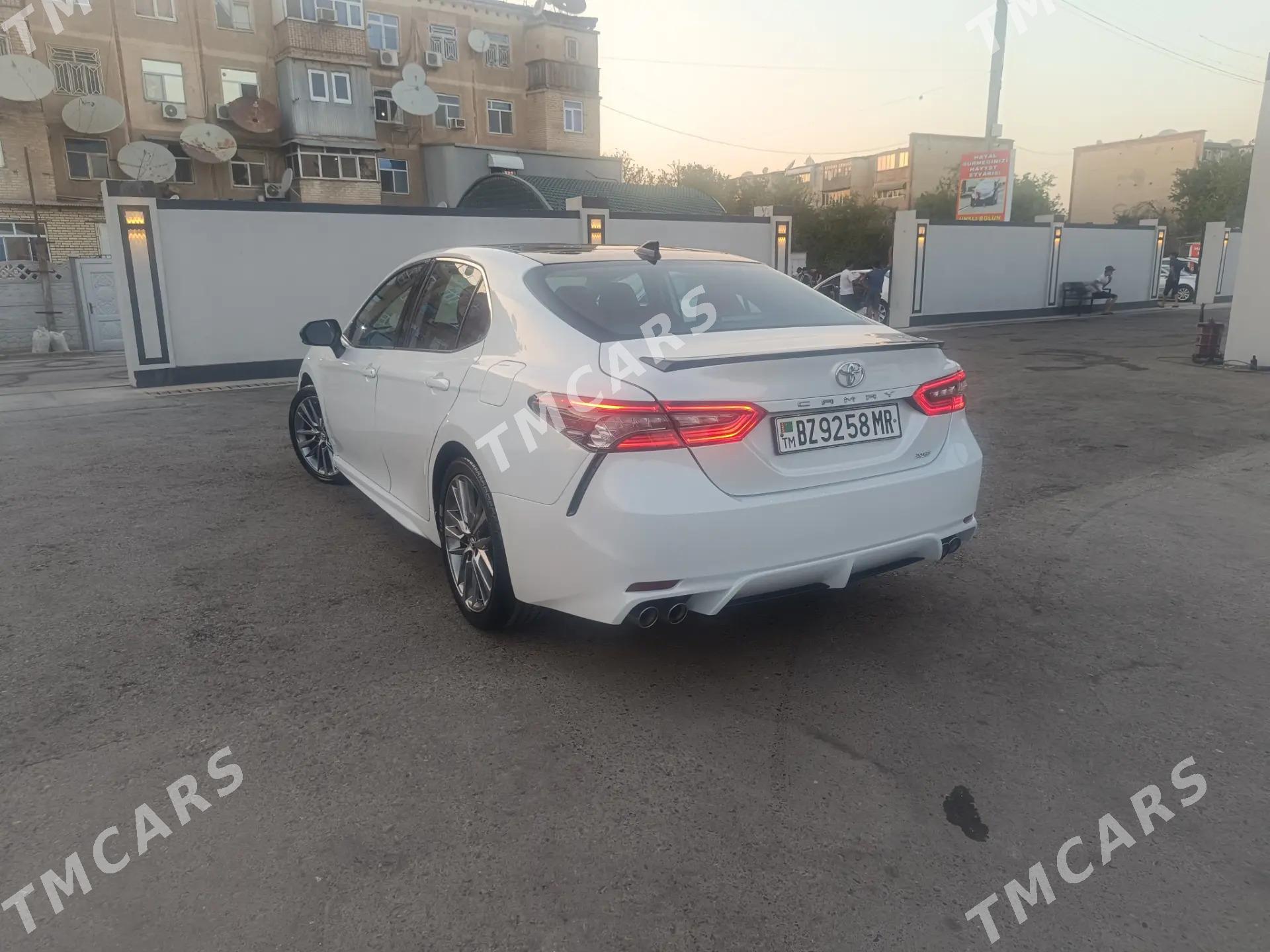 Toyota Camry 2022 - 375 000 TMT - Мары - img 2