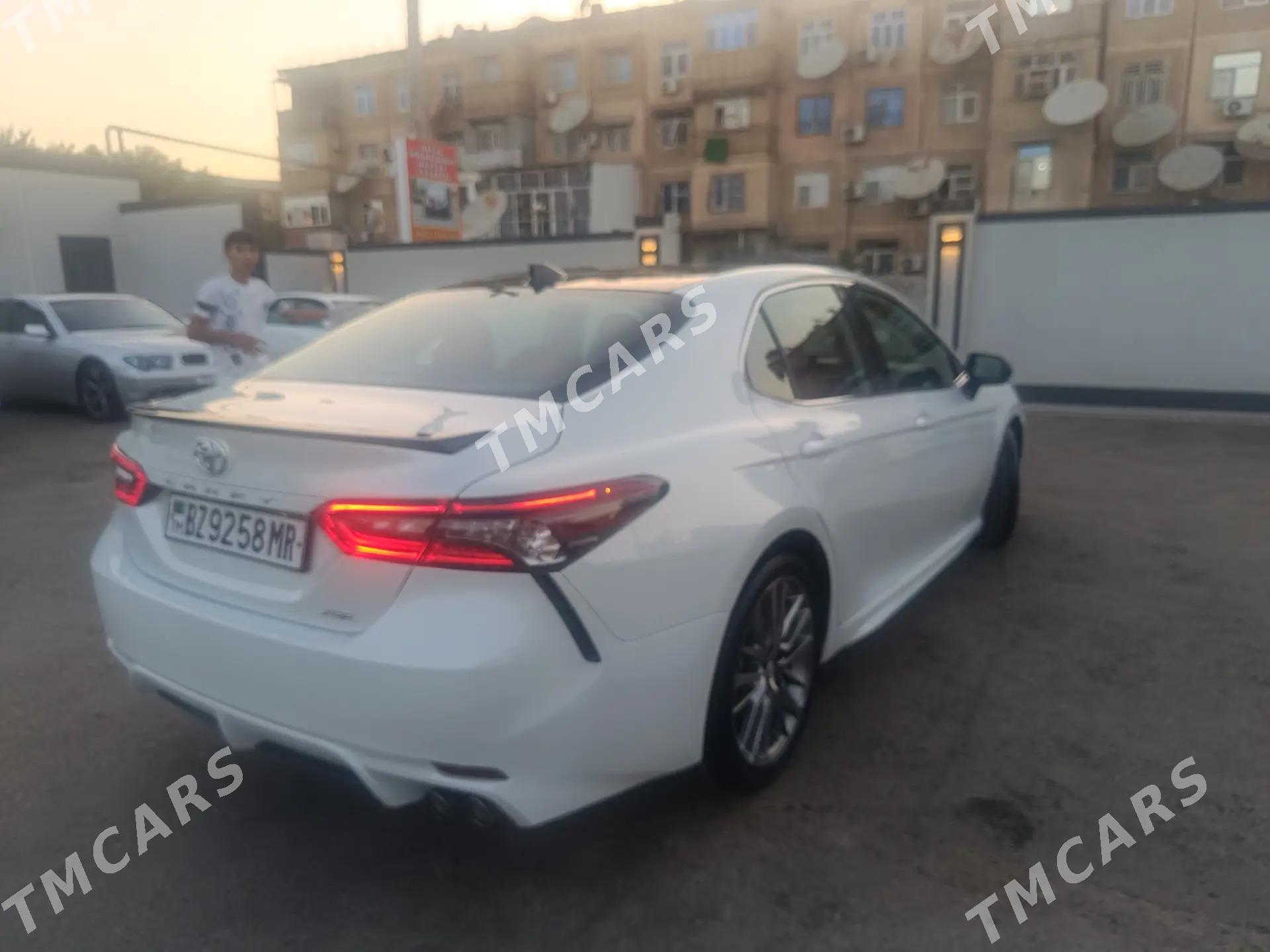 Toyota Camry 2022 - 375 000 TMT - Мары - img 4
